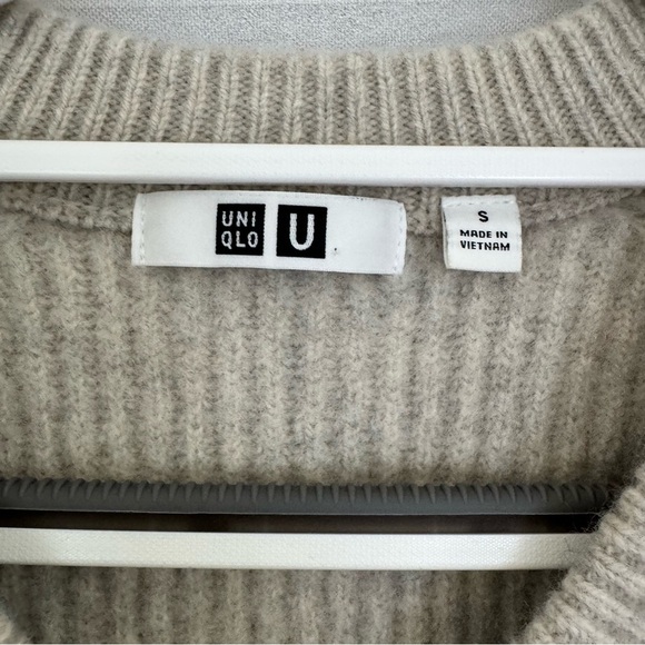 Uniqlo U Premium Lambswool Ribbed V-Neck Sweater by Christophe Lemaire S - Picture 6 of 12